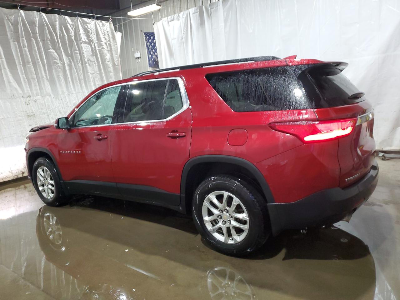 2021 Chevrolet Traverse - Image 2