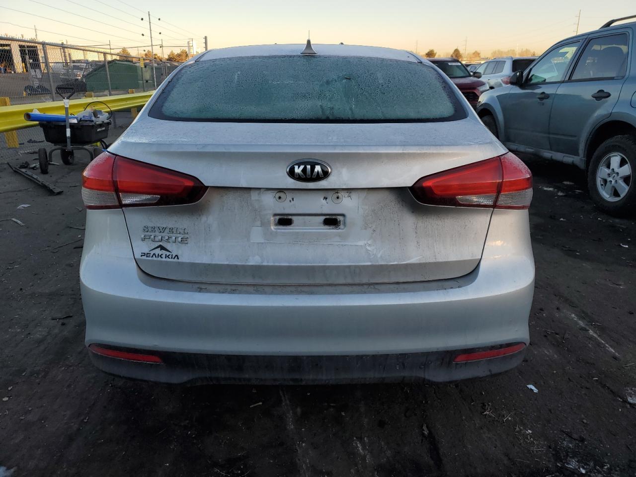 2018 Kia Forte - Image 6