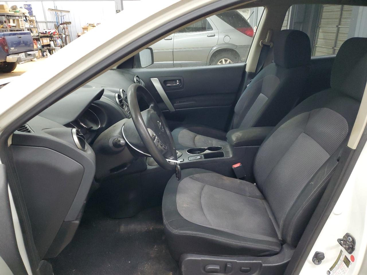 2013 Nissan Rogue - Image 7