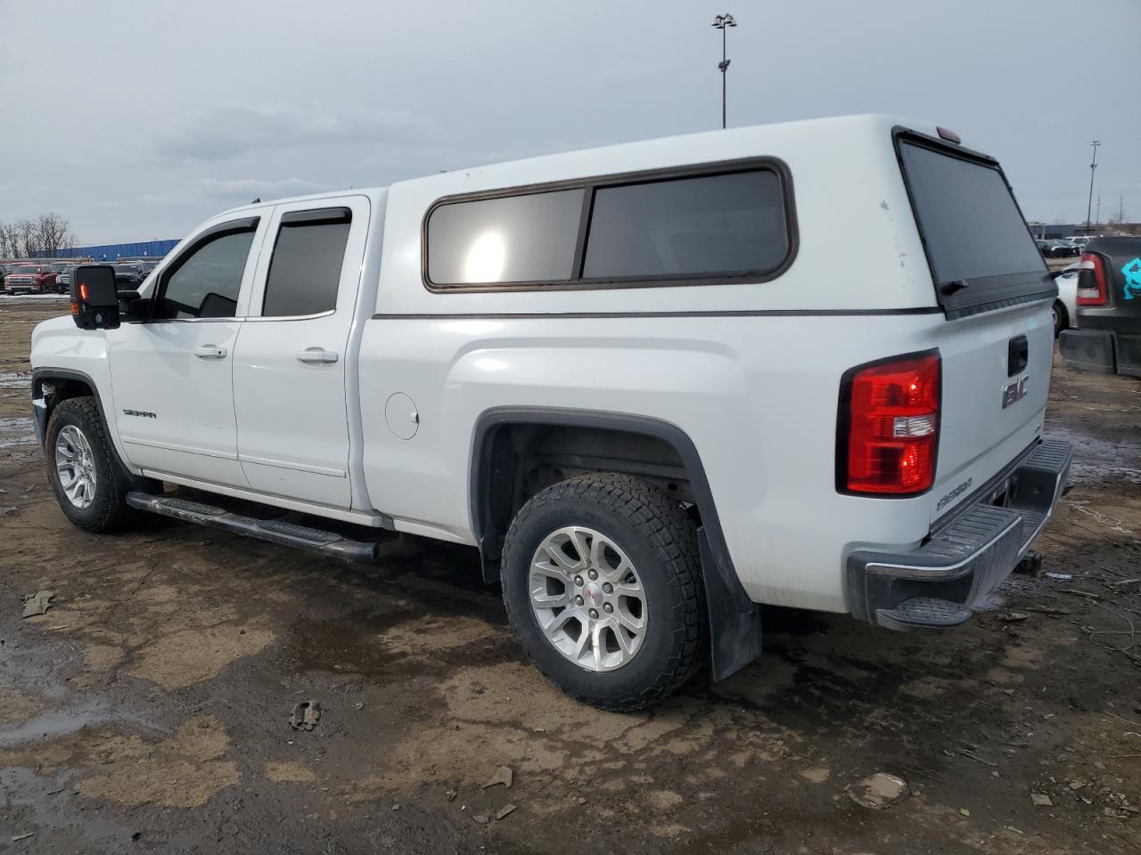 2018 GMC Sierra - Image 2