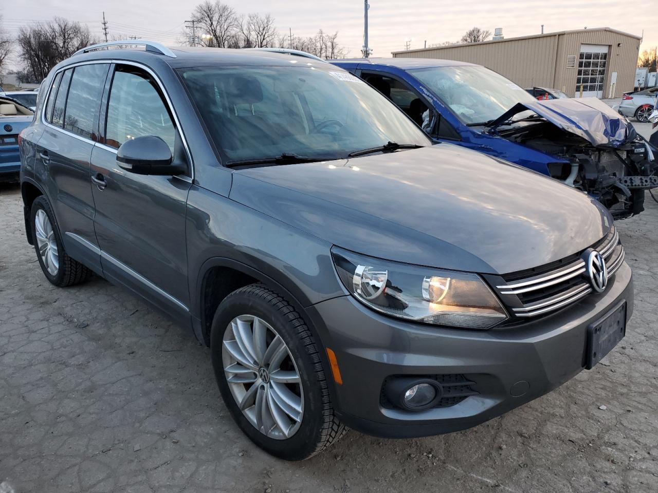 VIN WVGBV3AX9EW554211 2014 VOLKSWAGEN TIGUAN no.4