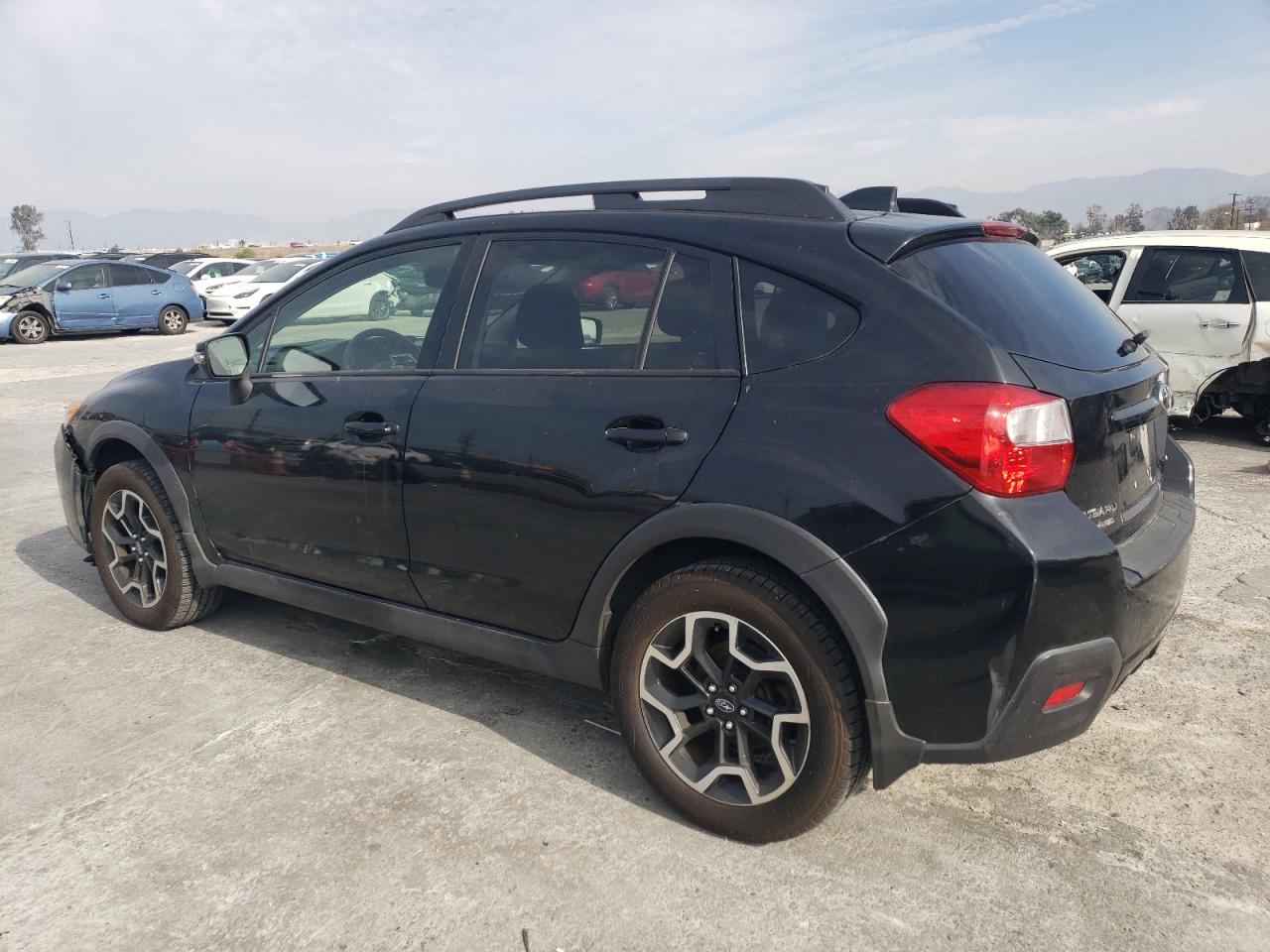 2017 Subaru XV - Image 2