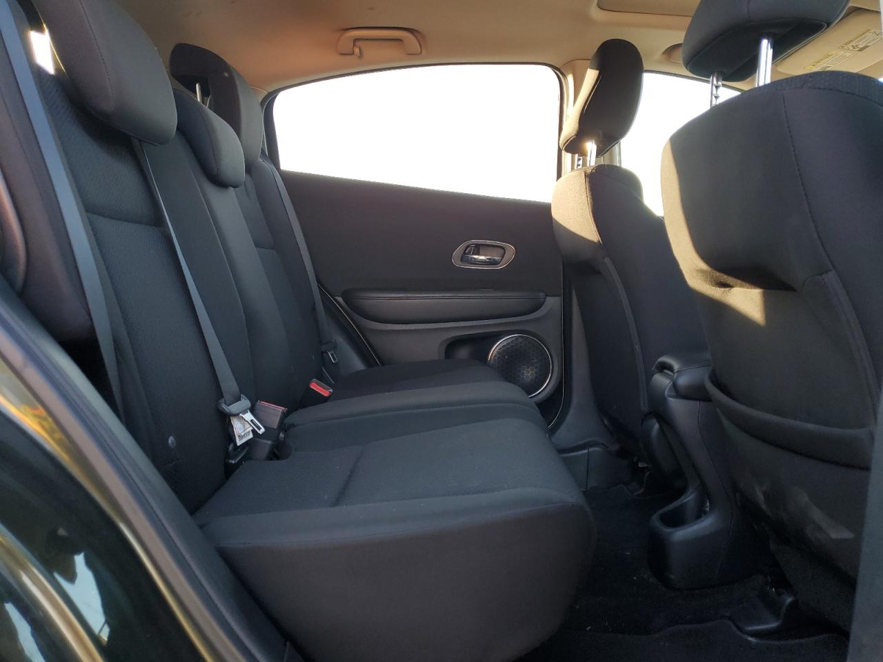 2016 Honda HR-V - Image 11