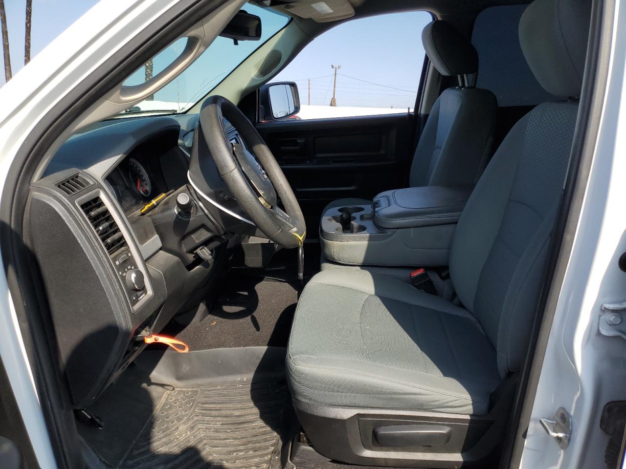 2014 RAM 1500 - Image 7