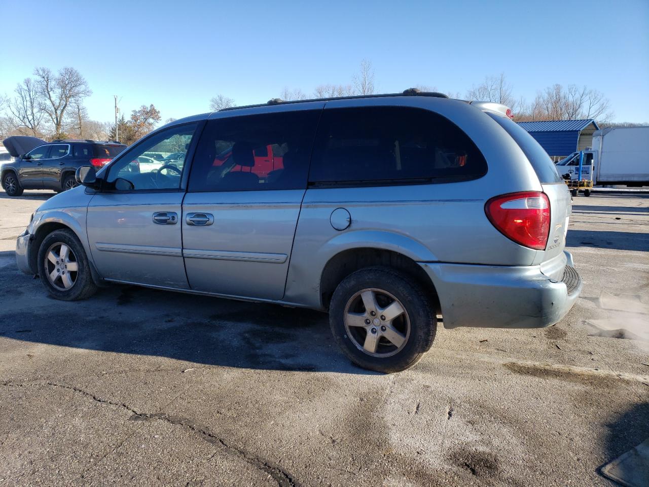 2006 Dodge Caravan - Image 2