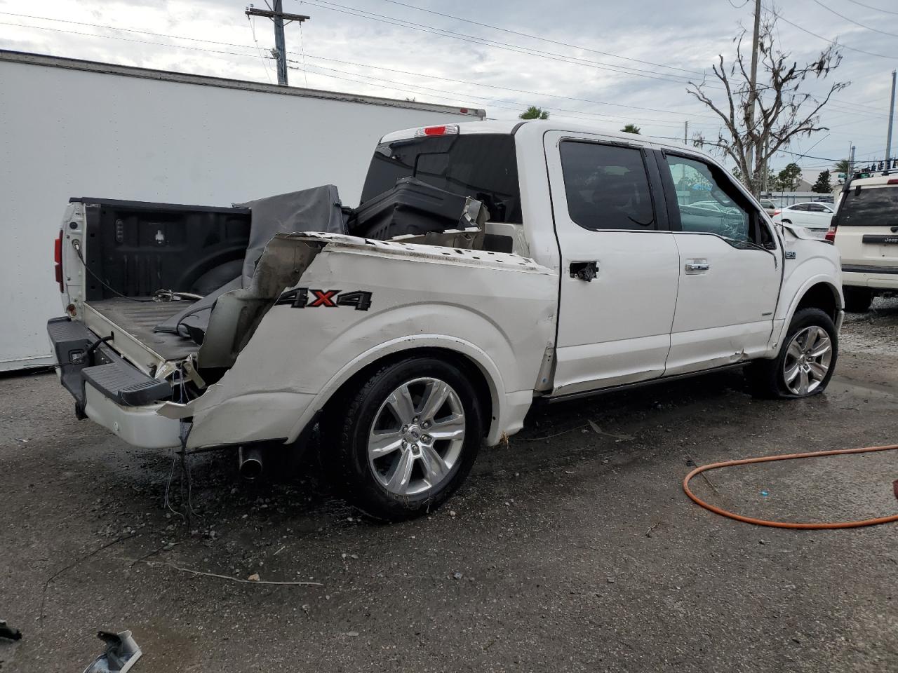 2017 Ford F-150 - Image 3