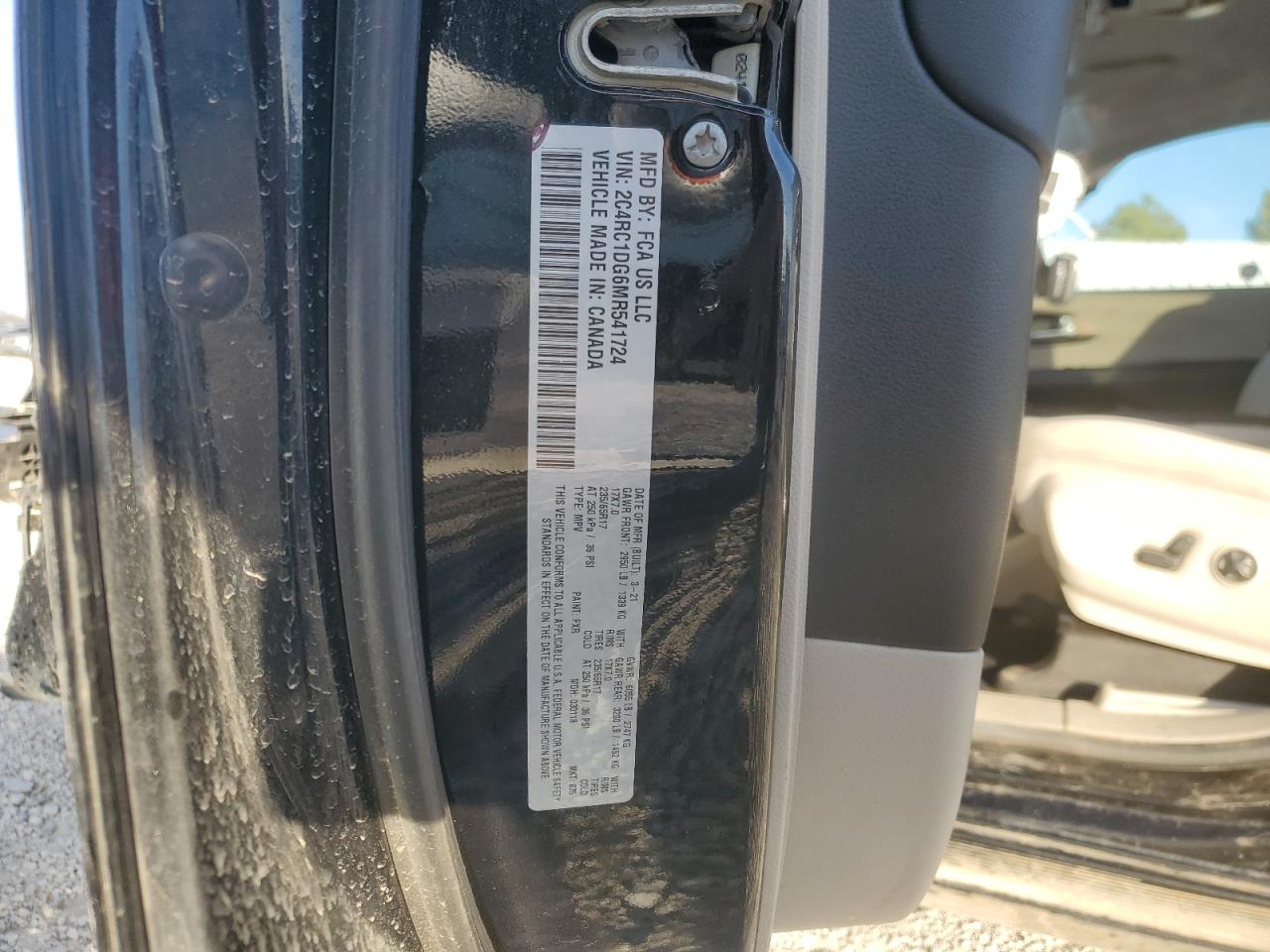 2021 Chrysler Voyager - Image 15