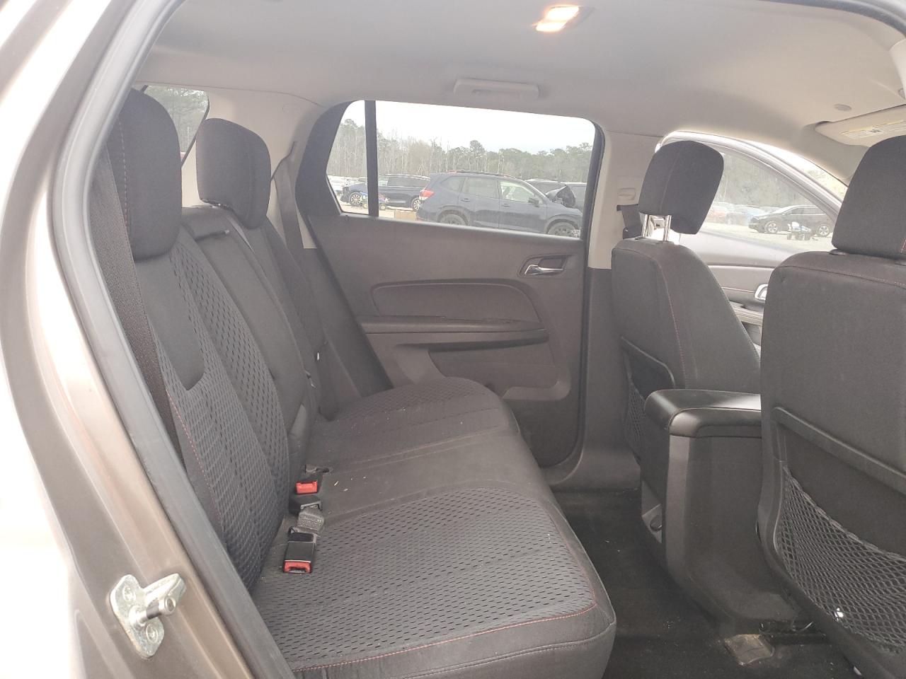 2011 GMC Terrain - Image 12