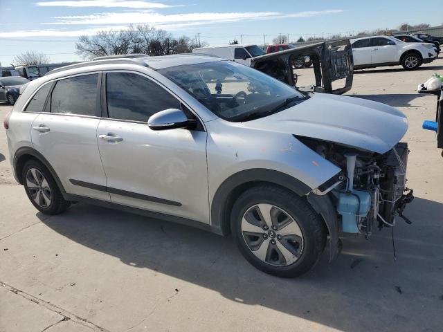  KIA NIRO 2018 Srebrny