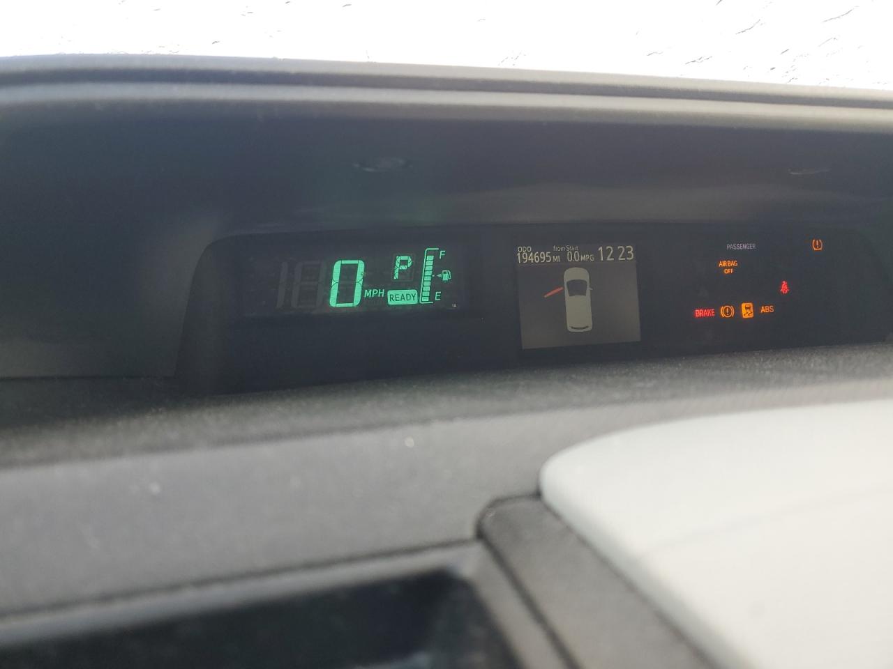 2012 Toyota Prius - Image 9