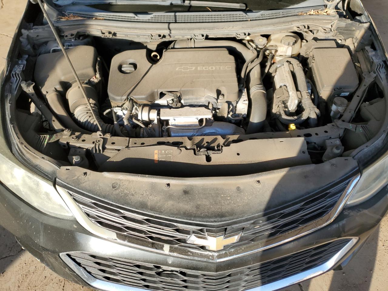 2017 Chevrolet Cruze - Image 11