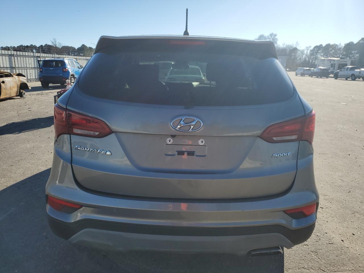 VIN 5XYZT3LB4JG565991 2018 HYUNDAI SANTA FE no.6