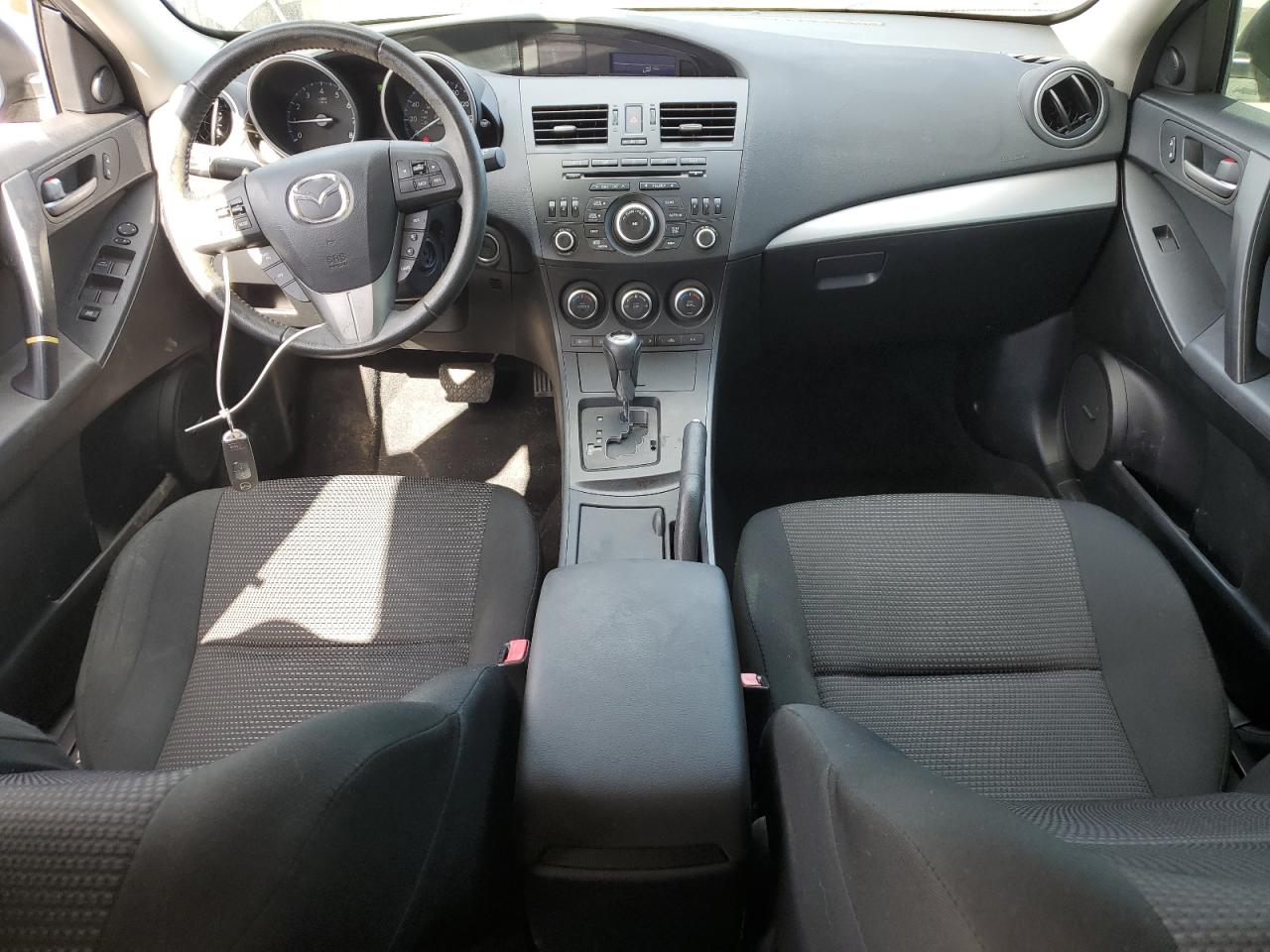 2013 Mazda 3 - Image 8
