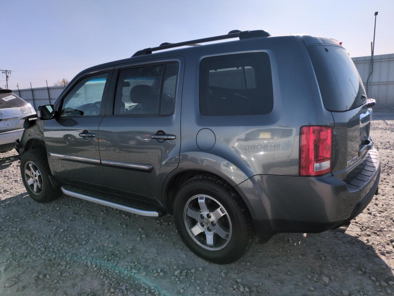 2010 Honda Pilot - Image 2