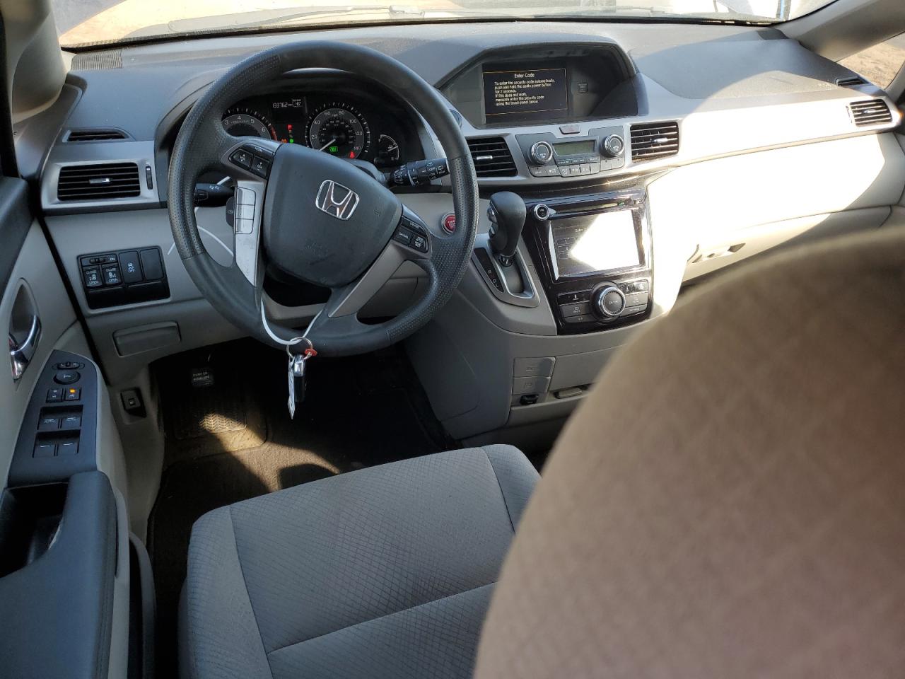 2015 Honda Odyssey - Image 8