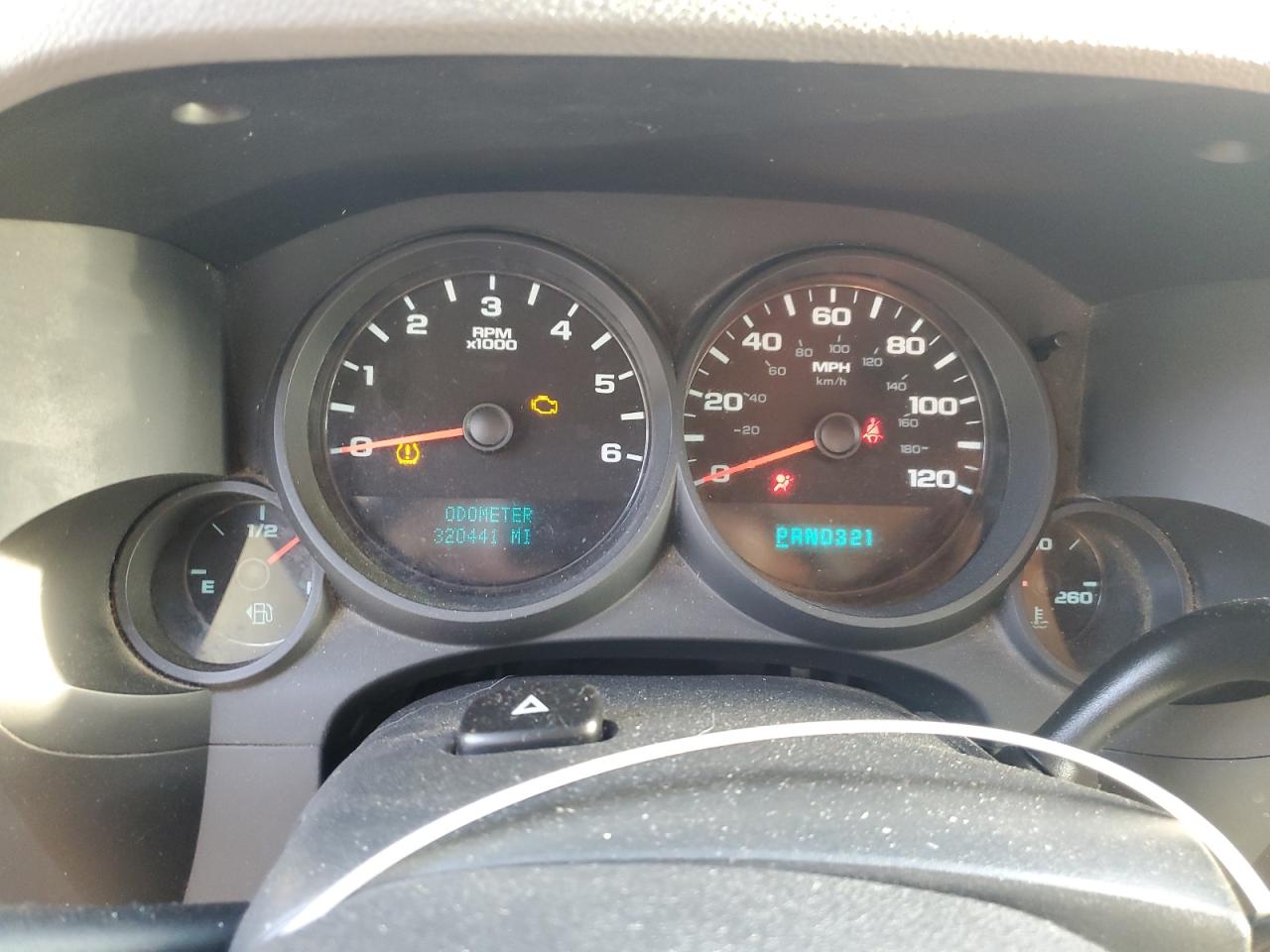 2011 Chevrolet Silverado - Image 9