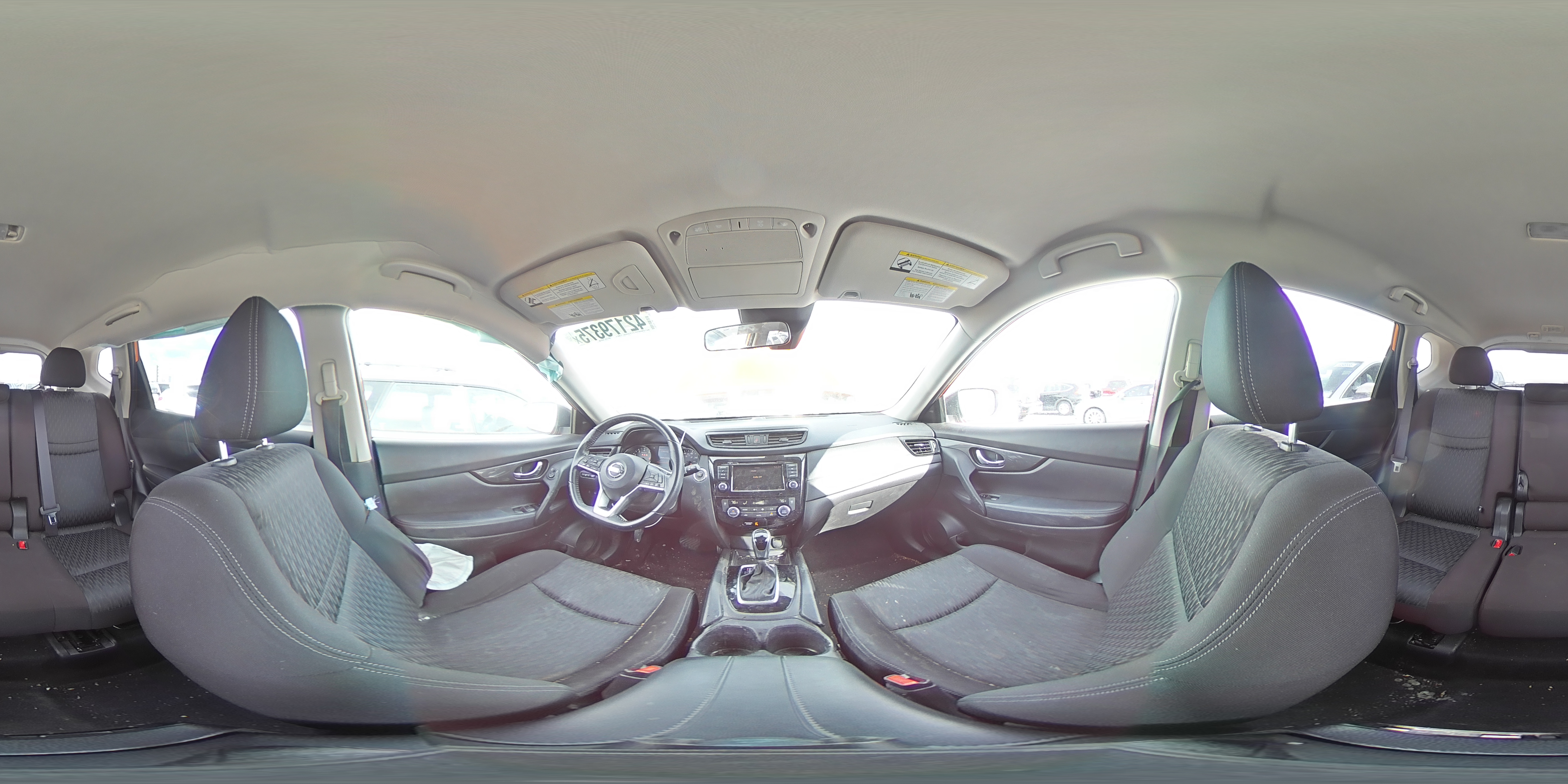 2020 Nissan Rogue - Image 13