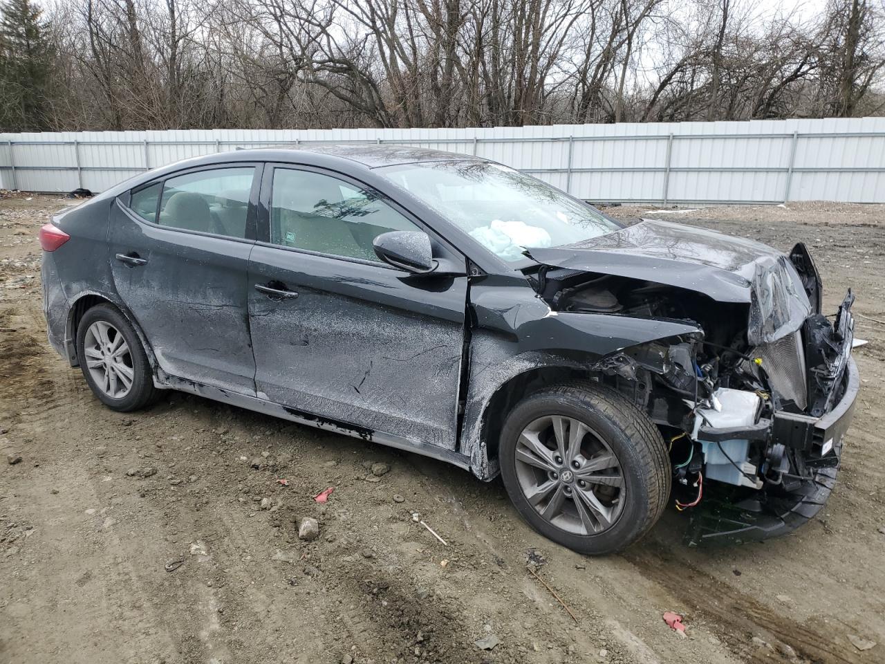2018 Hyundai Elantra - Image 4