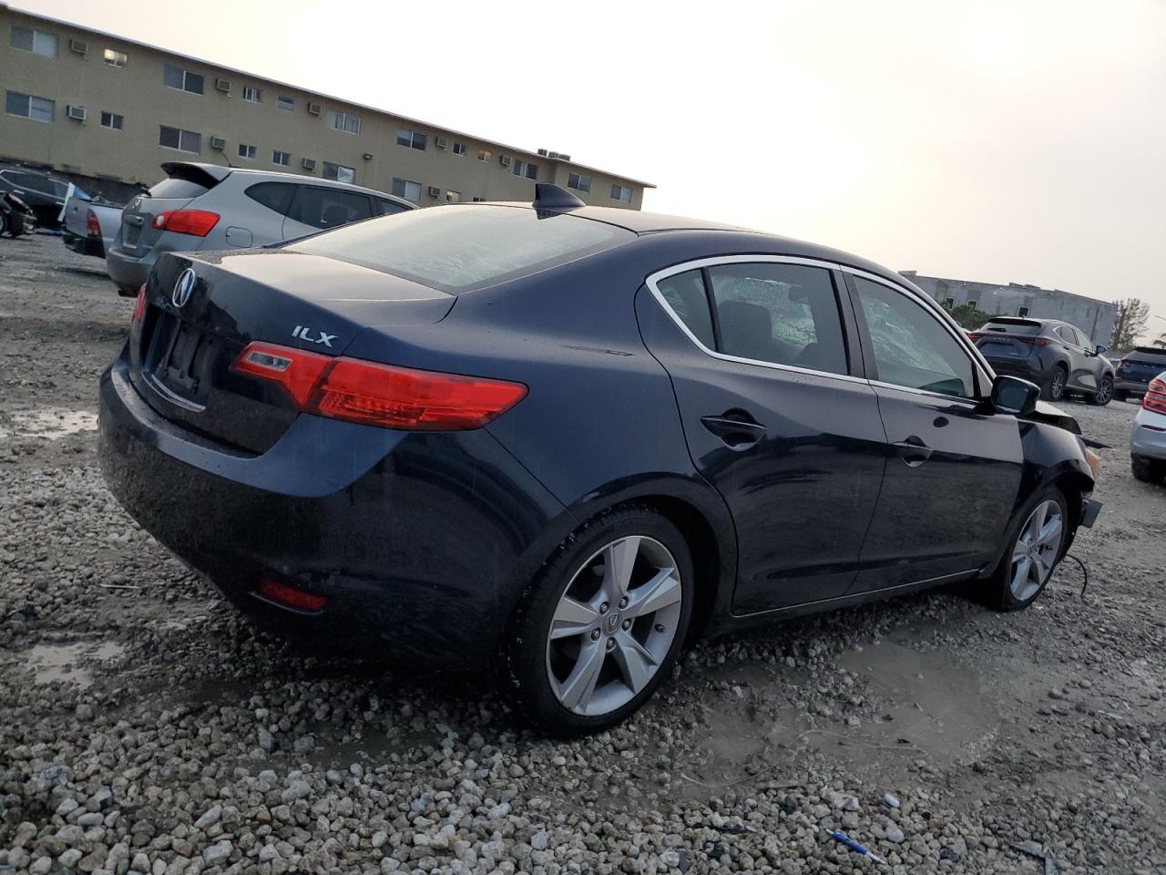 2015 Acura ILX - Image 3
