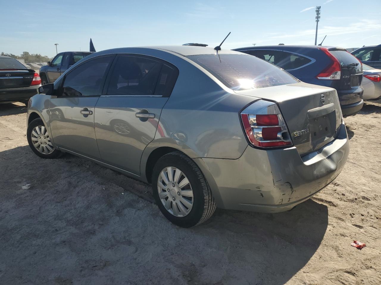 2008 Nissan Sentra - Image 2