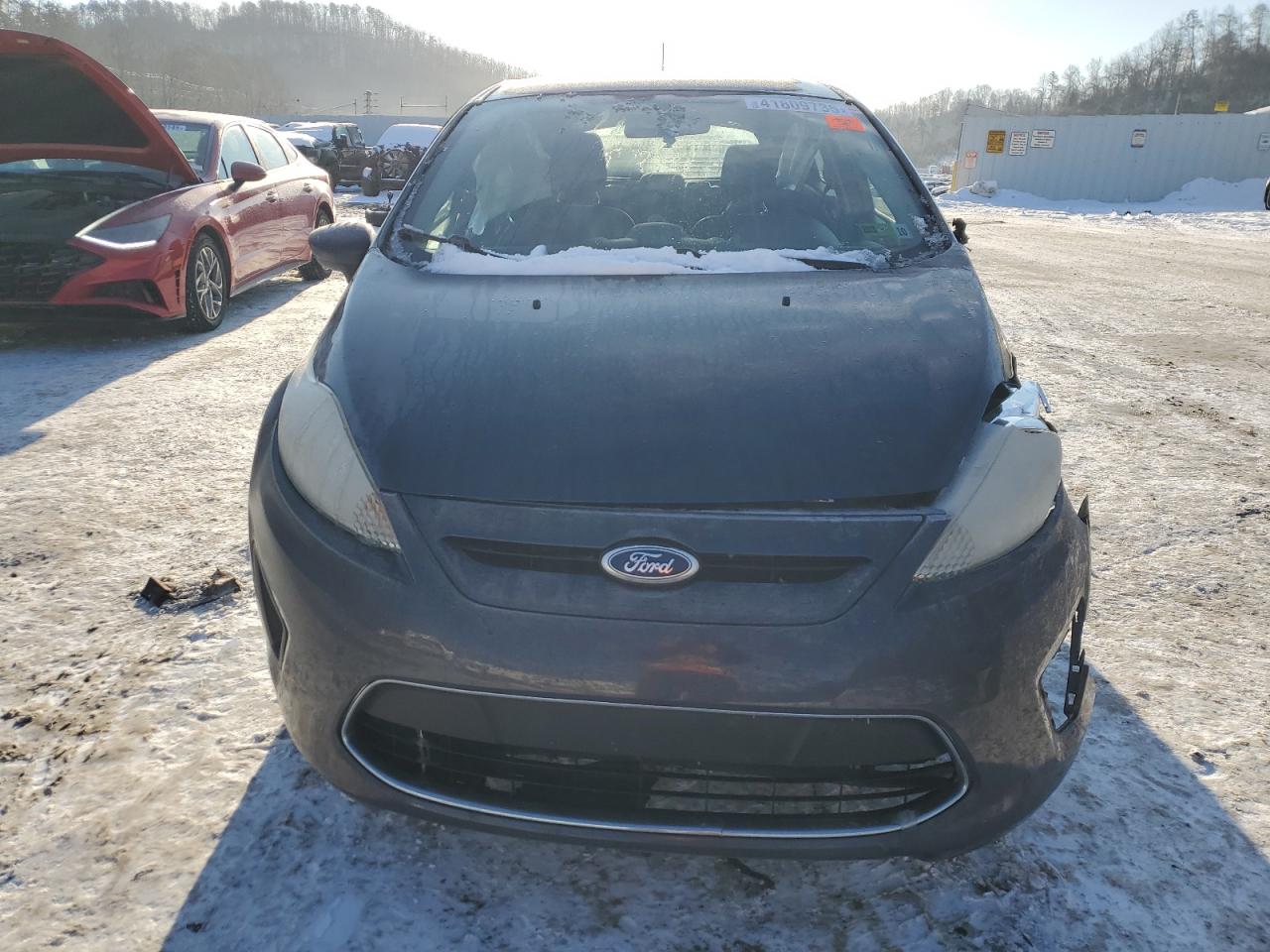 2012 Ford Fiesta - Image 5