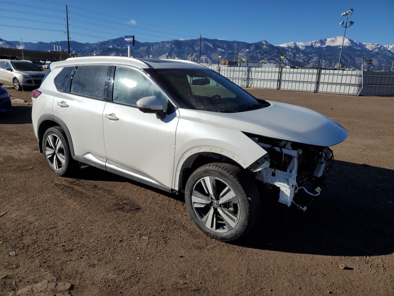 2021 Nissan Rogue - Image 4