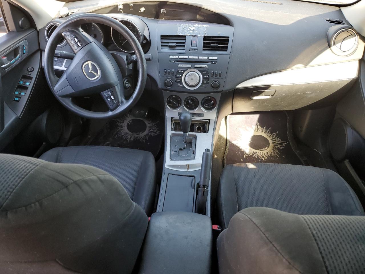 2010 Mazda 3 - Image 8