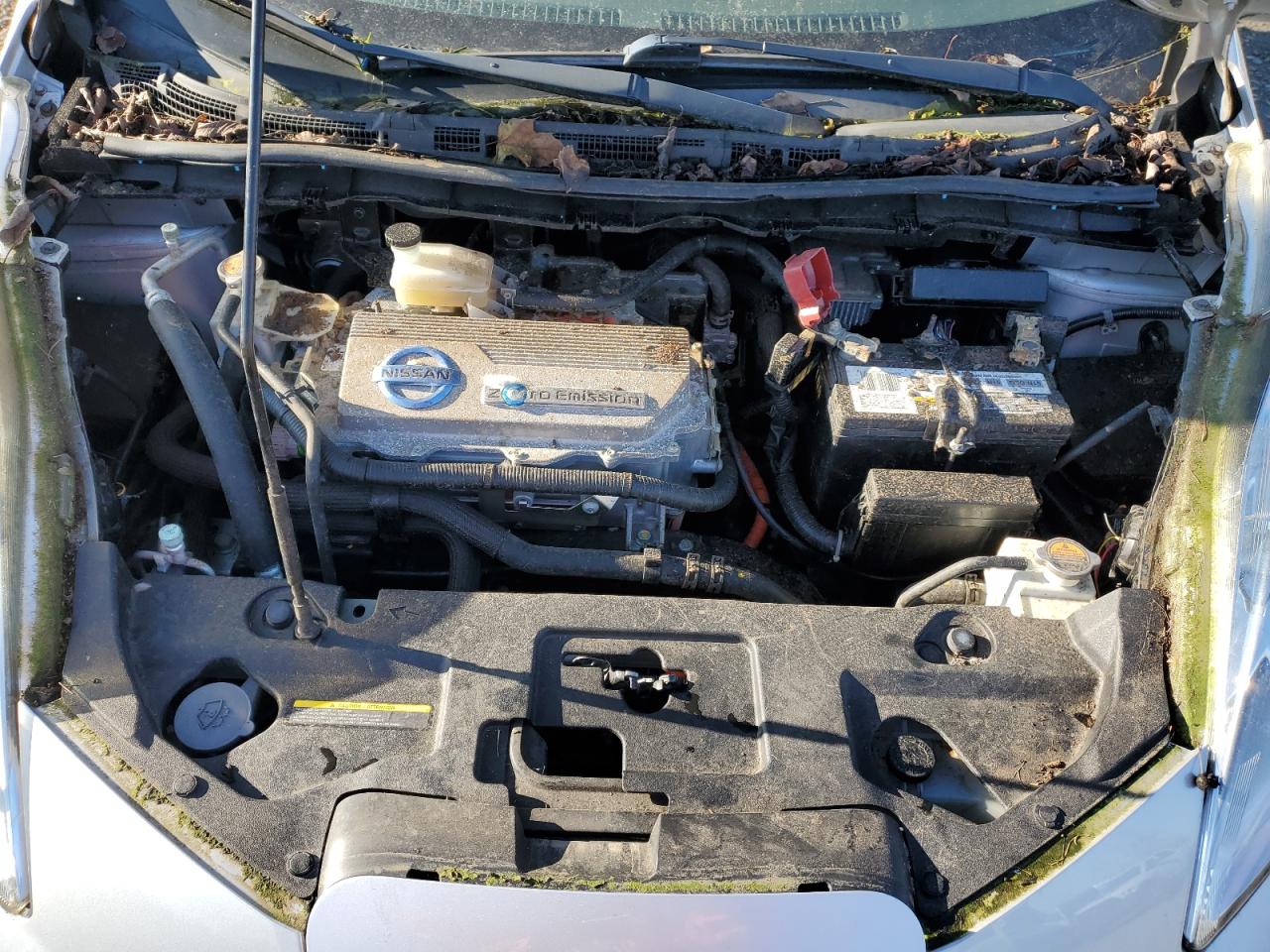 2012 Nissan Leaf - Image 11
