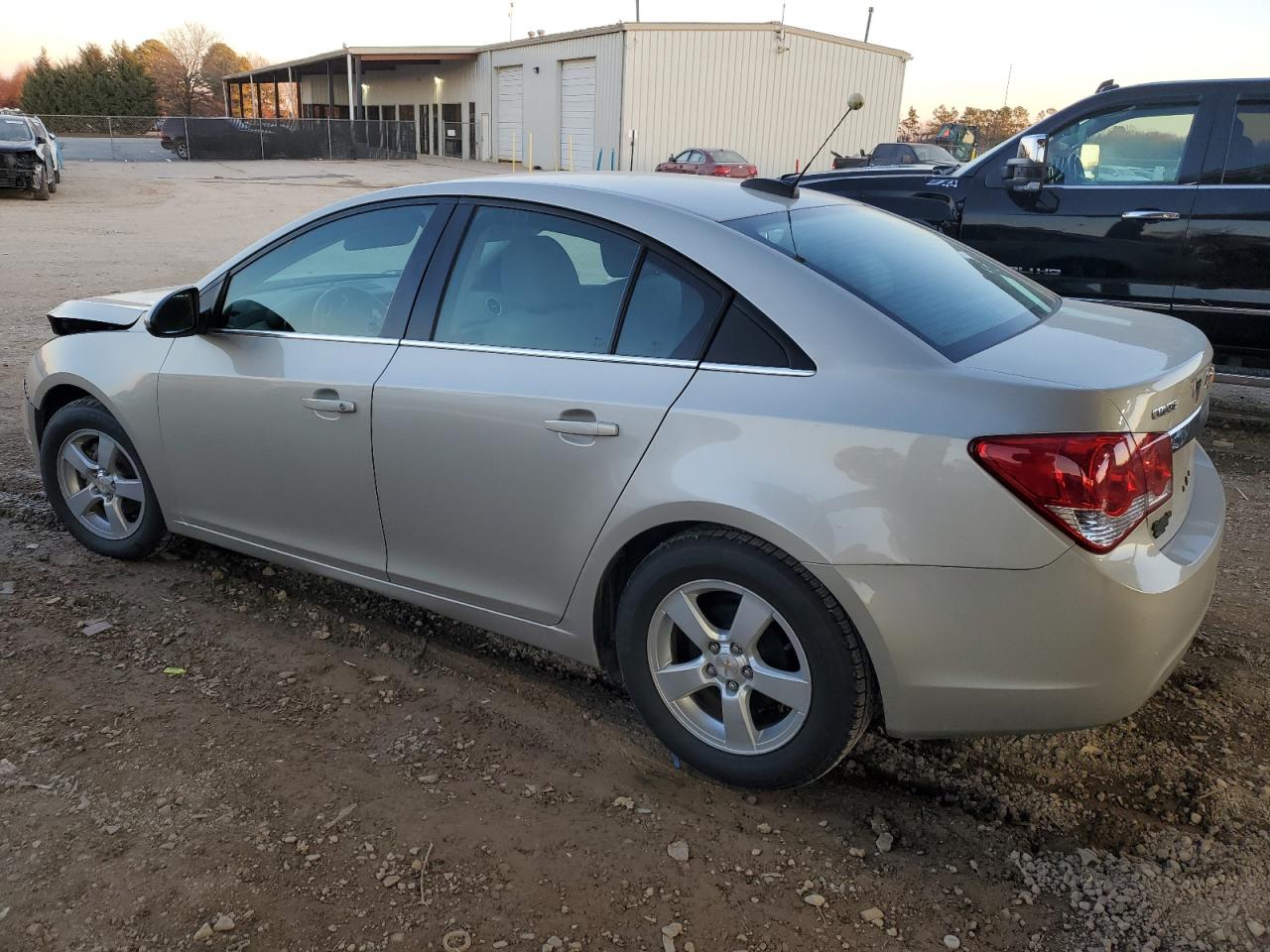 2015 Chevrolet Cruze - Image 2