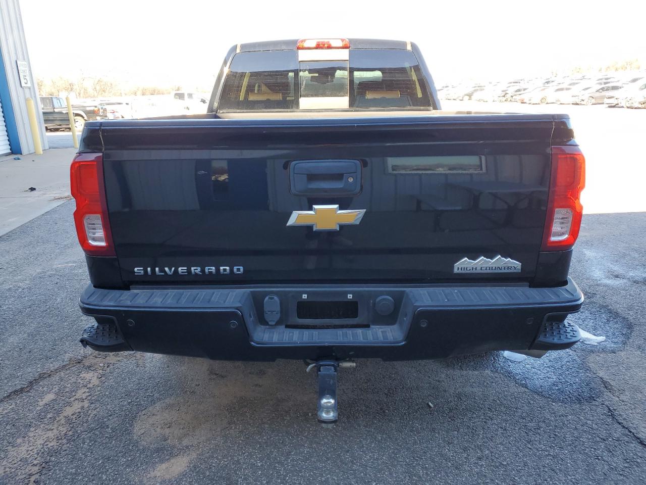 2016 Chevrolet Silverado - Image 6