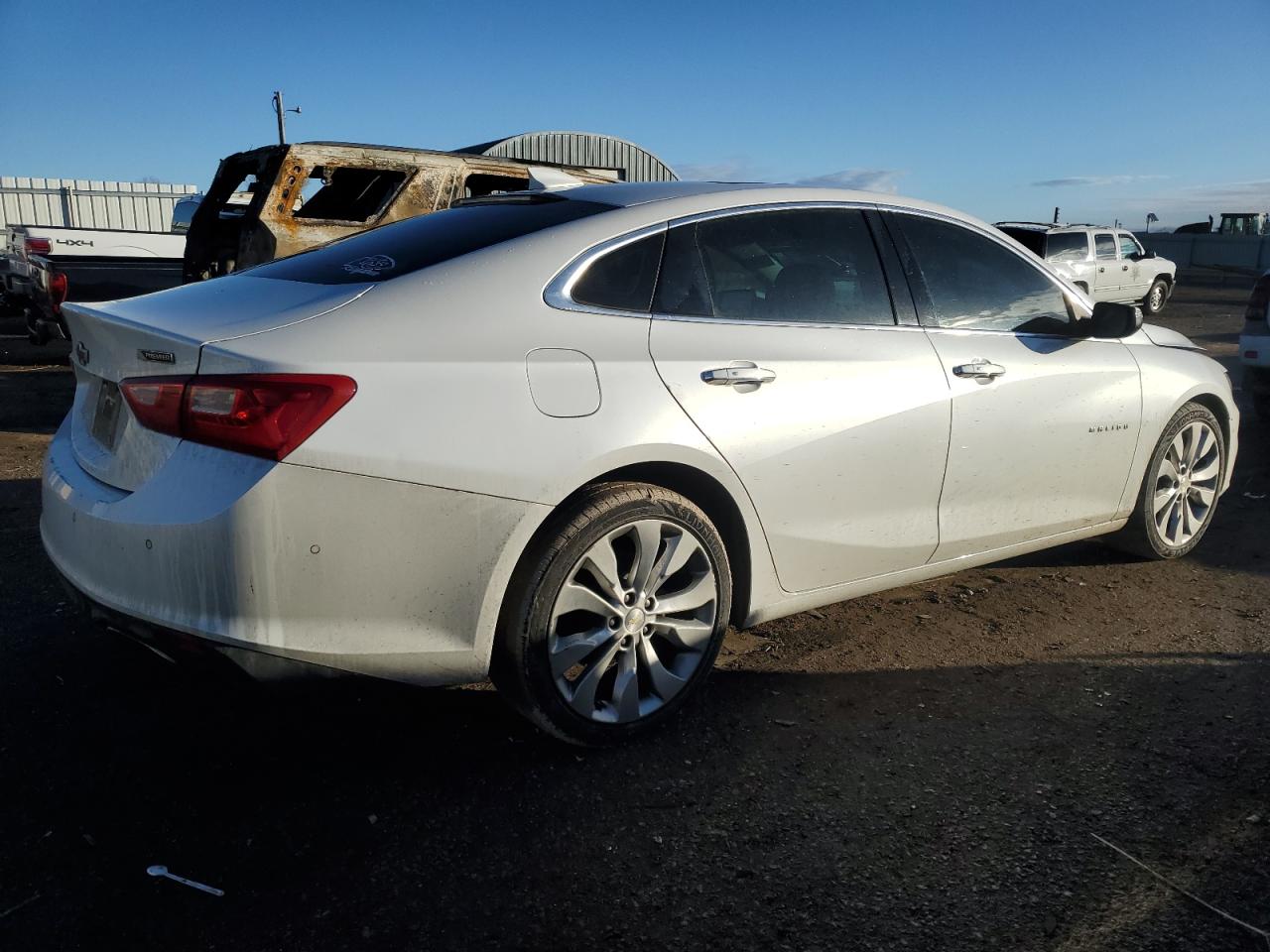 2018 Chevrolet Malibu - Image 3