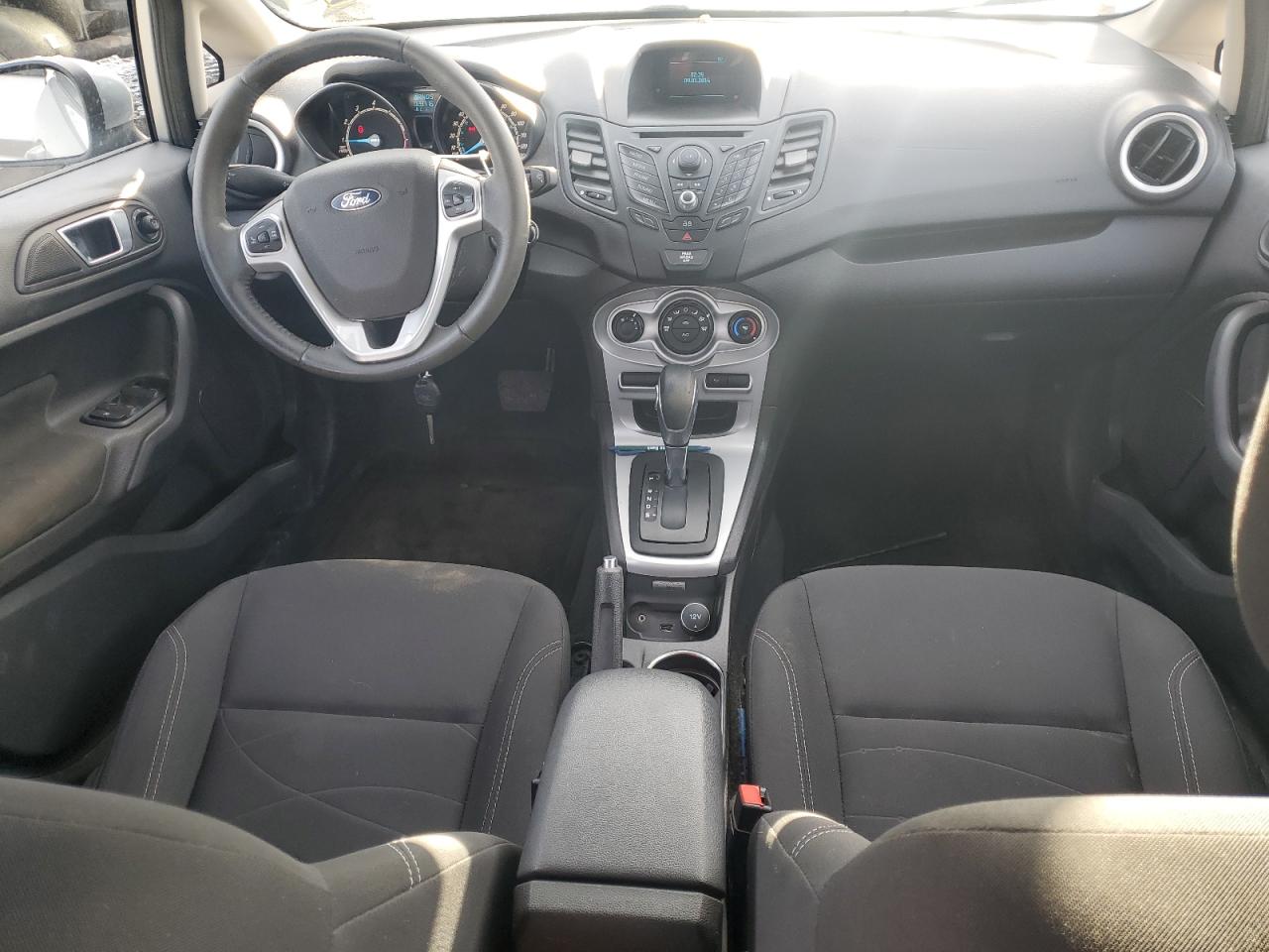 2014 Ford Fiesta - Image 8