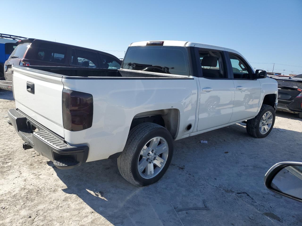 2014 Chevrolet Silverado - Image 3
