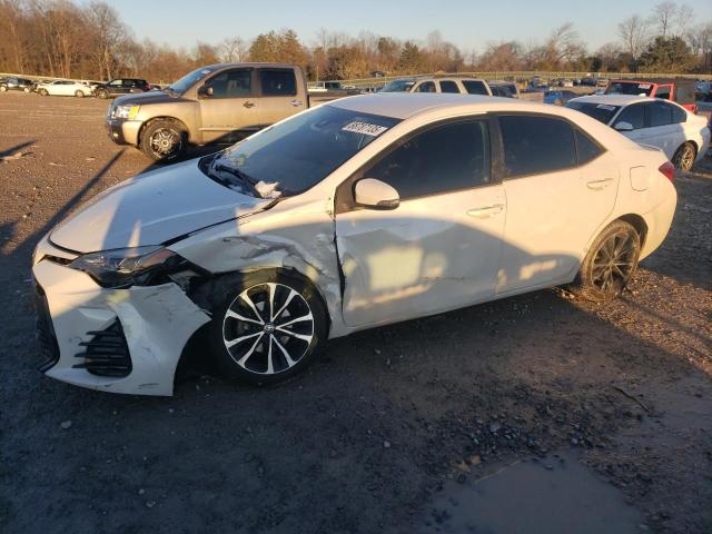 Седаны TOYOTA COROLLA 2017 Белы