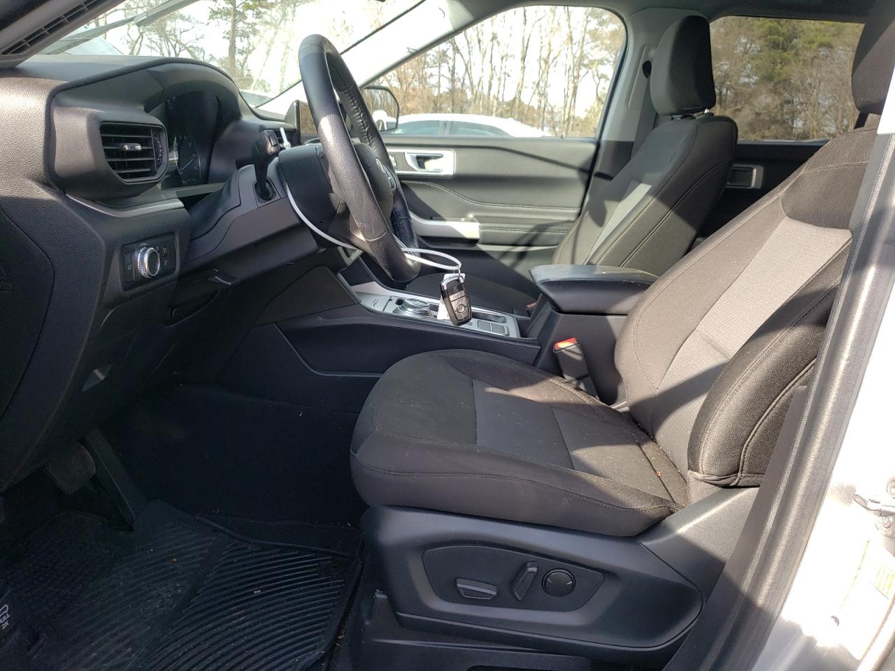 2022 Ford Explorer - Image 7