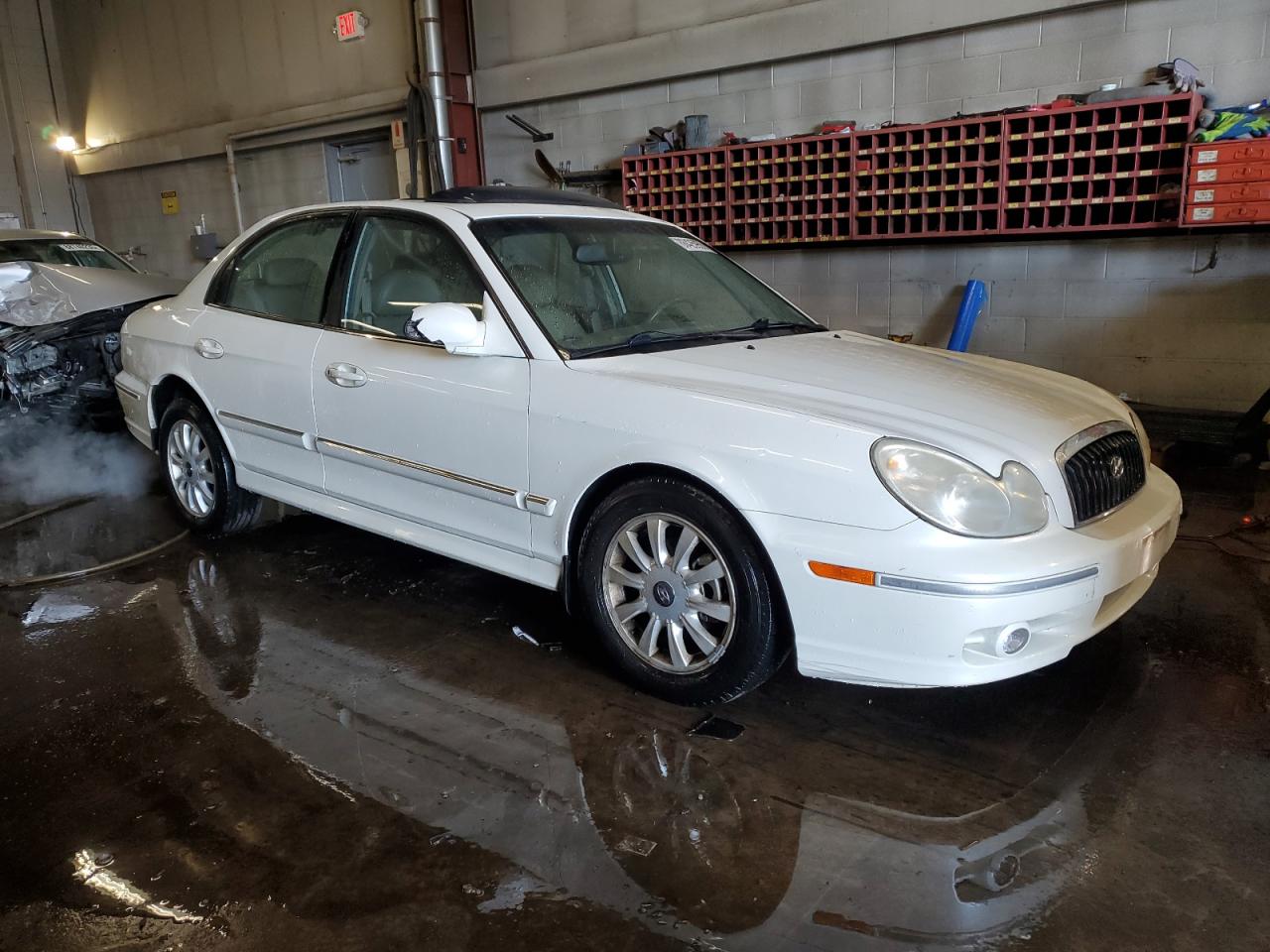 2005 Hyundai Sonata - Image 4