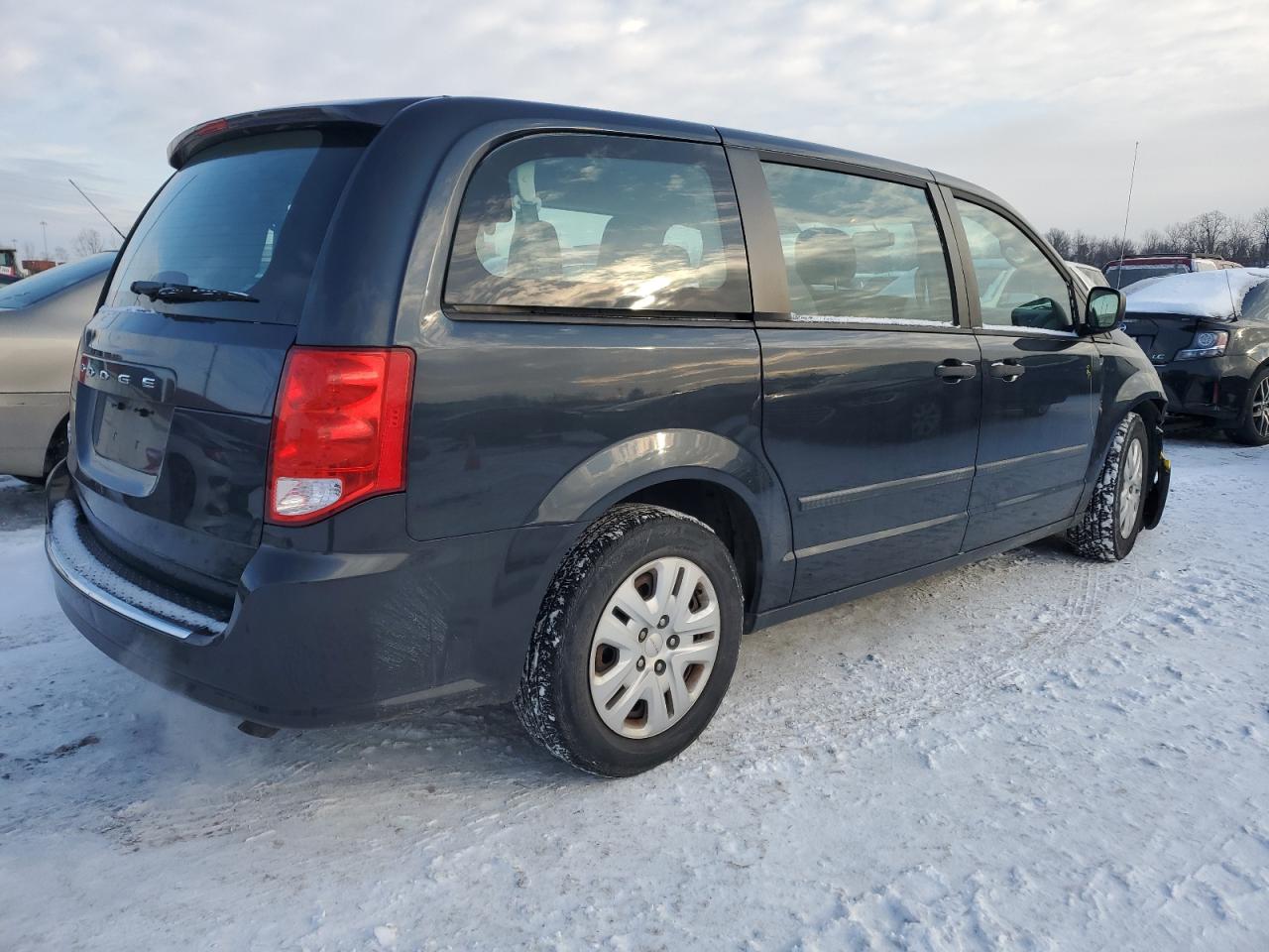 2014 Dodge Caravan - Image 3