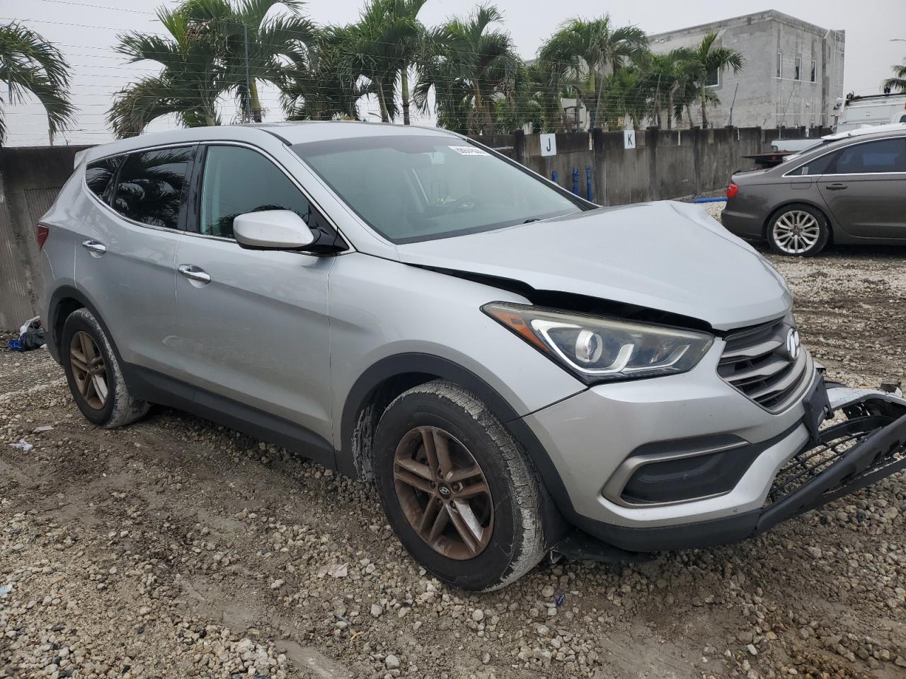 2018 Hyundai Santa Fe - Image 4