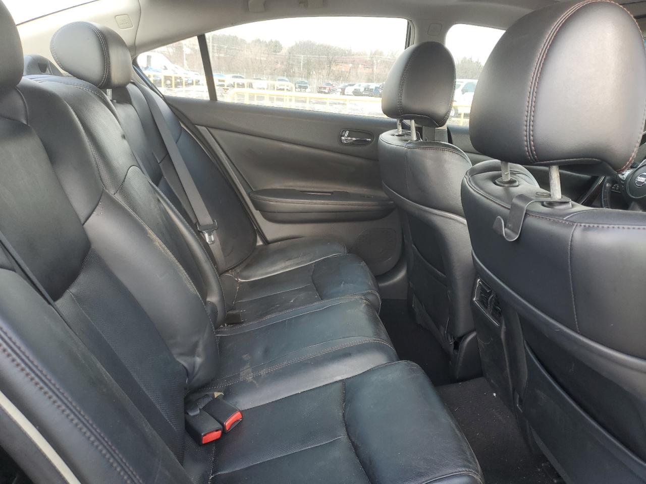 2010 Nissan Maxima - Image 10