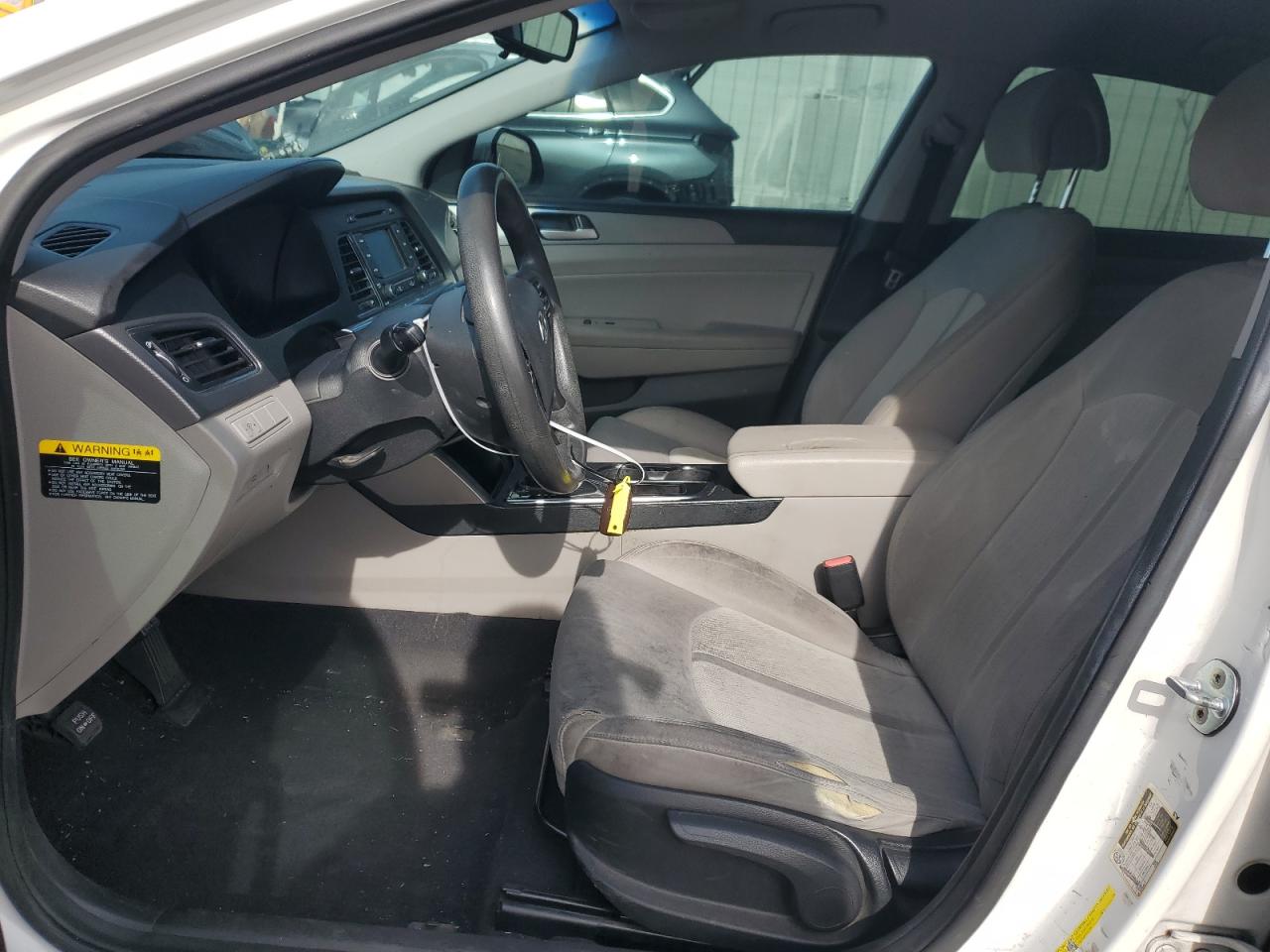 2016 Hyundai Sonata - Image 7