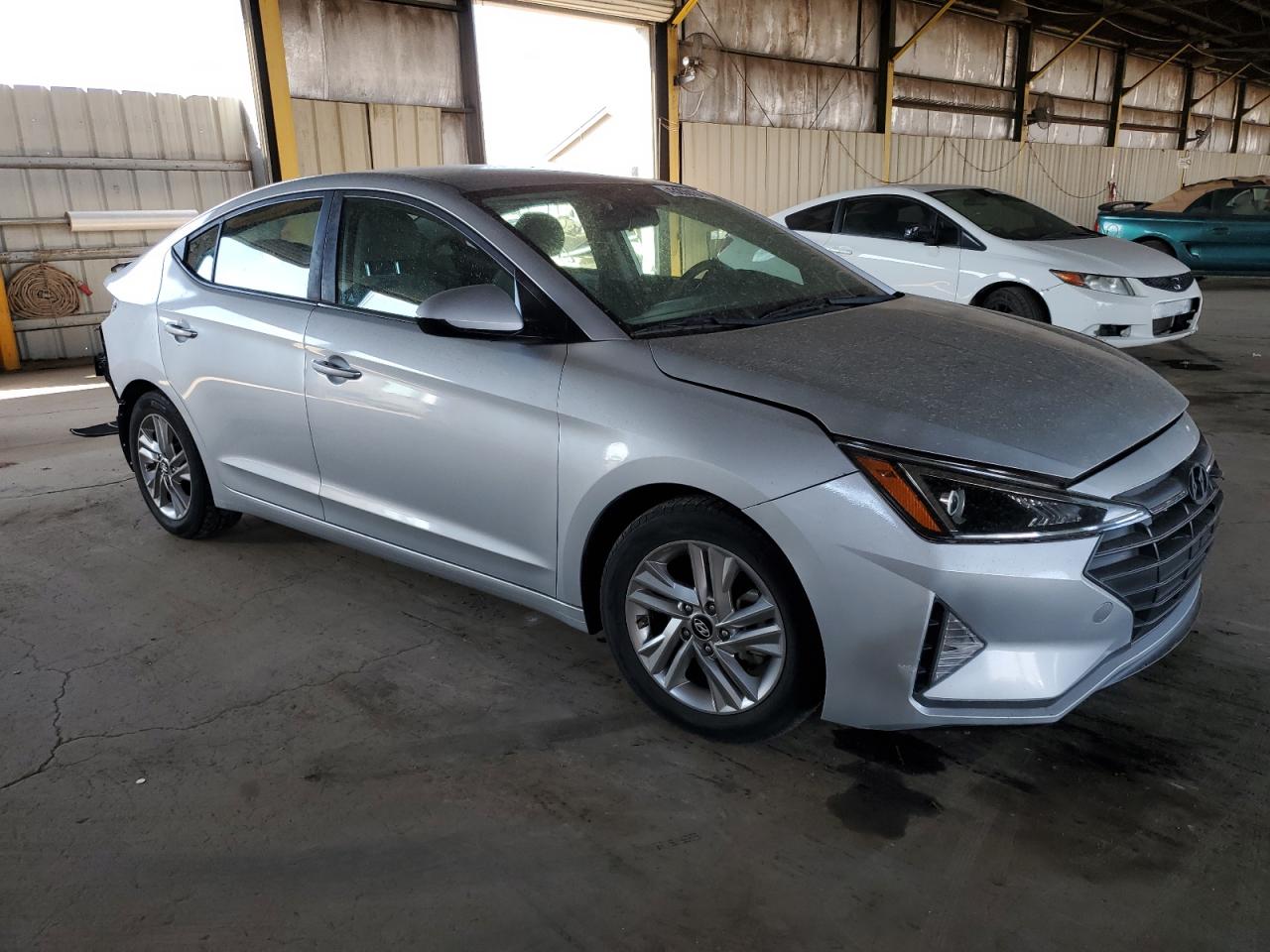 2019 Hyundai Elantra - Image 4