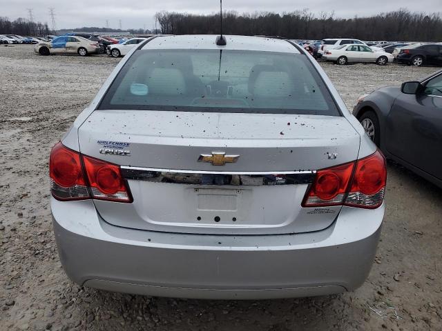 Седани CHEVROLET CRUZE 2015 Сріблястий