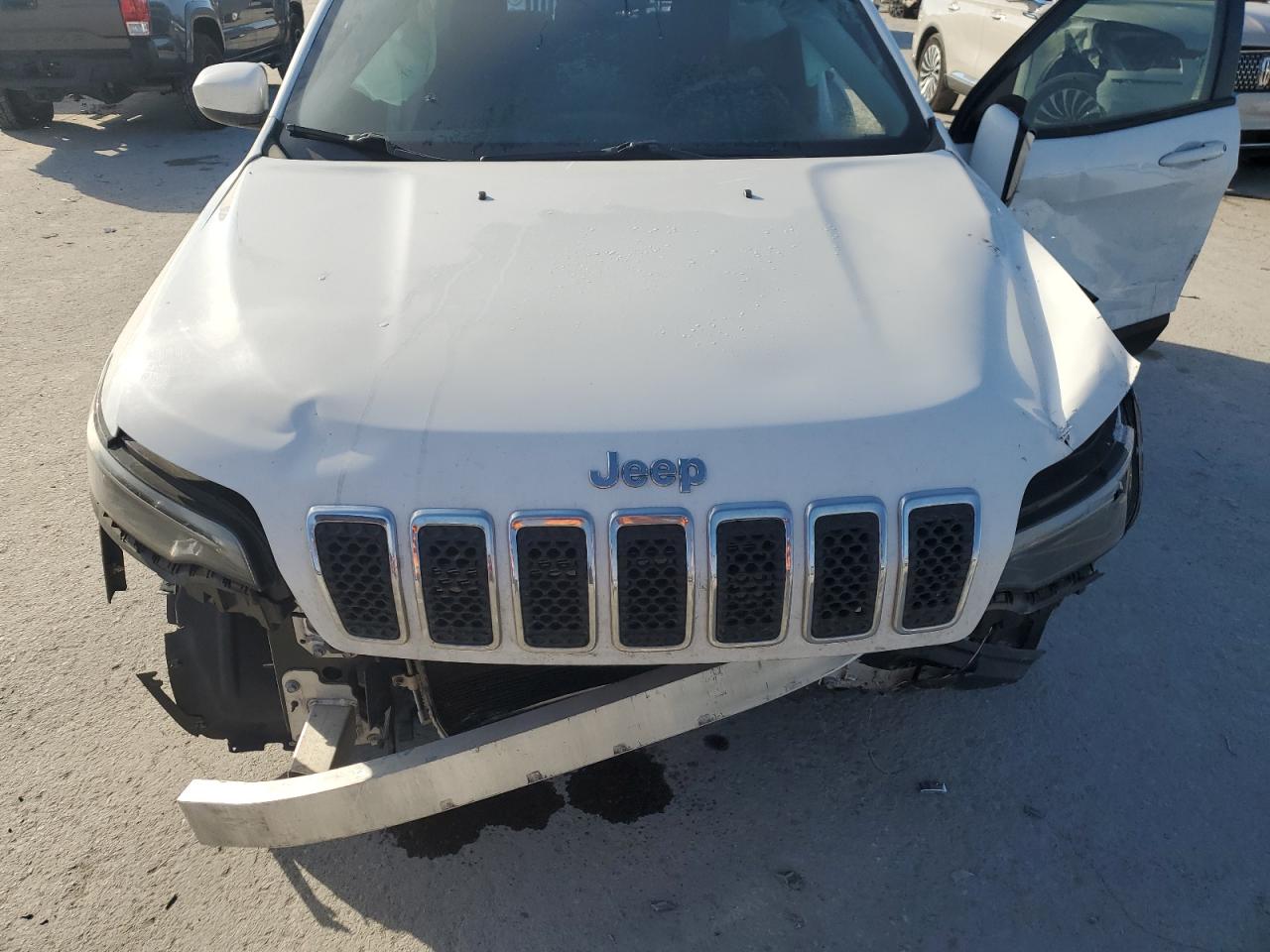 2020 Jeep Grand Cherokee - Image 13
