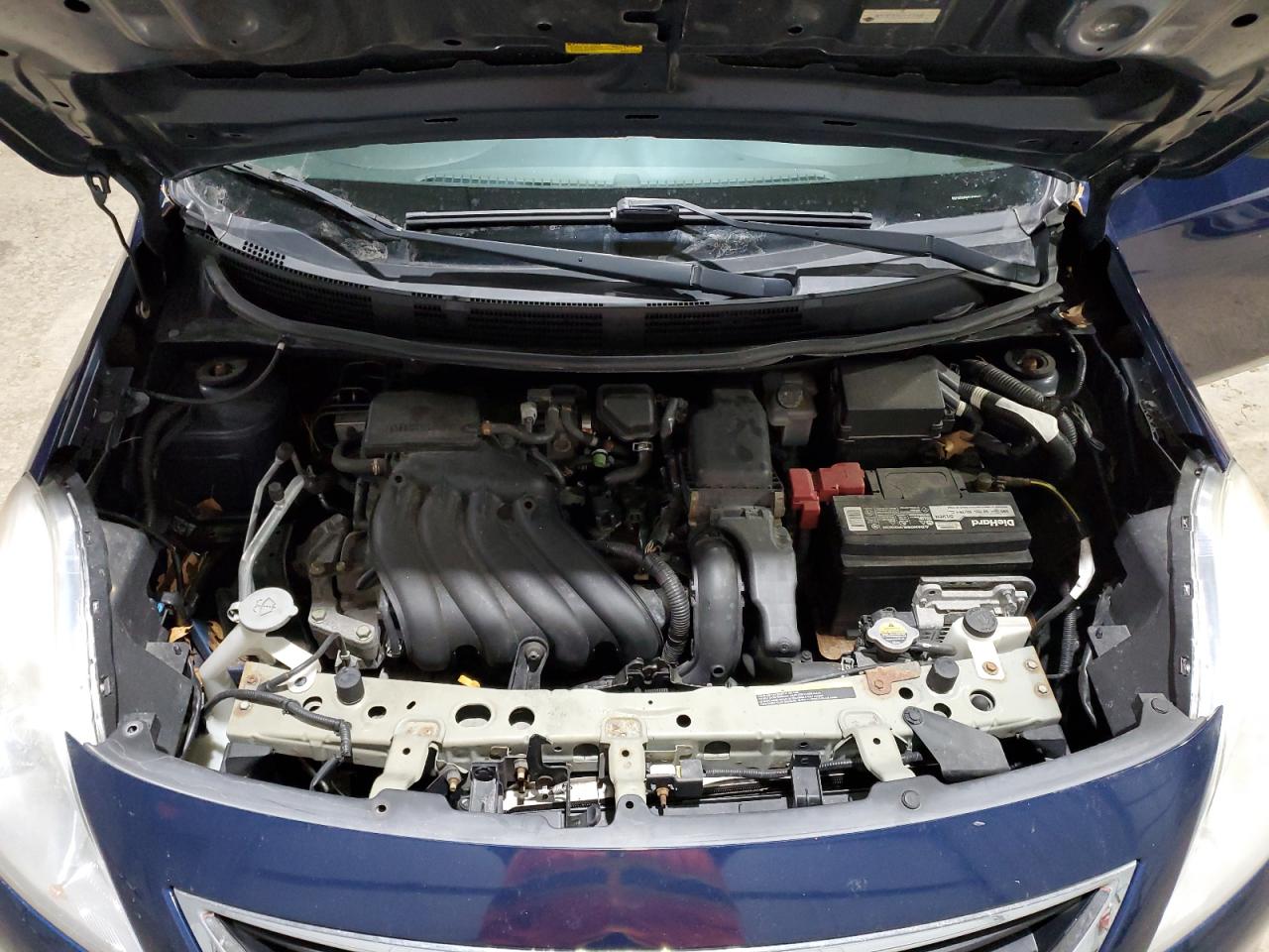 2012 Nissan Versa - Image 11