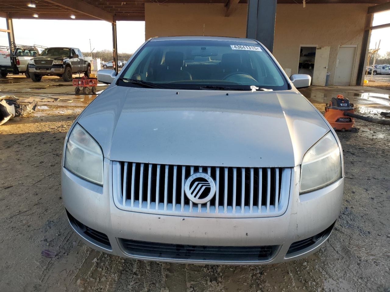 2008 Mercury Milan - Image 5