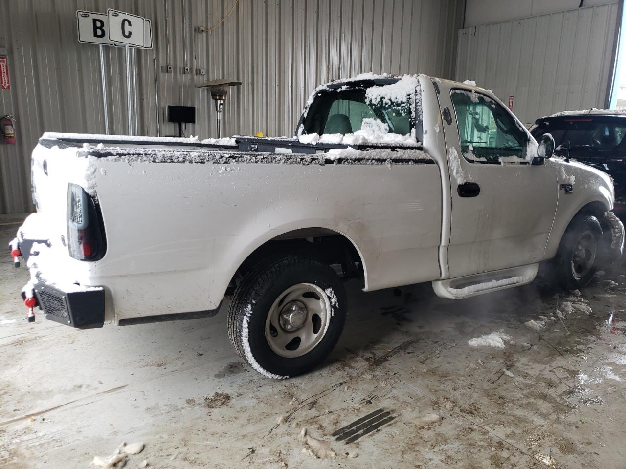 2002 Ford F-150 - Image 3