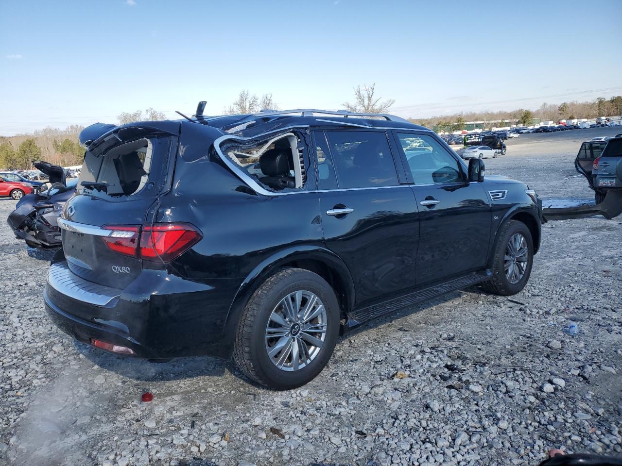 2019 Infiniti QX80 - Image 3