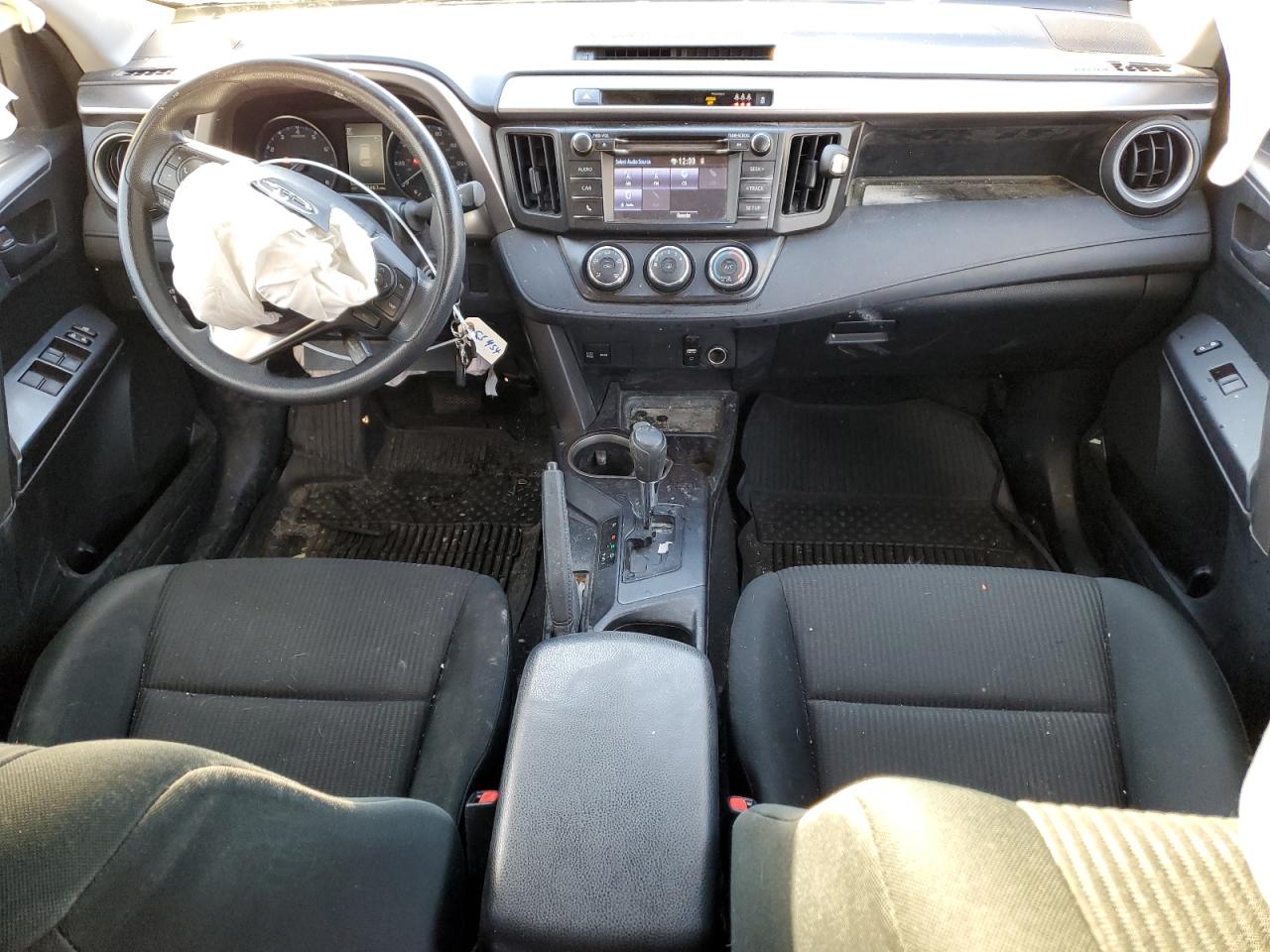2018 Toyota RAV 4 - Image 8