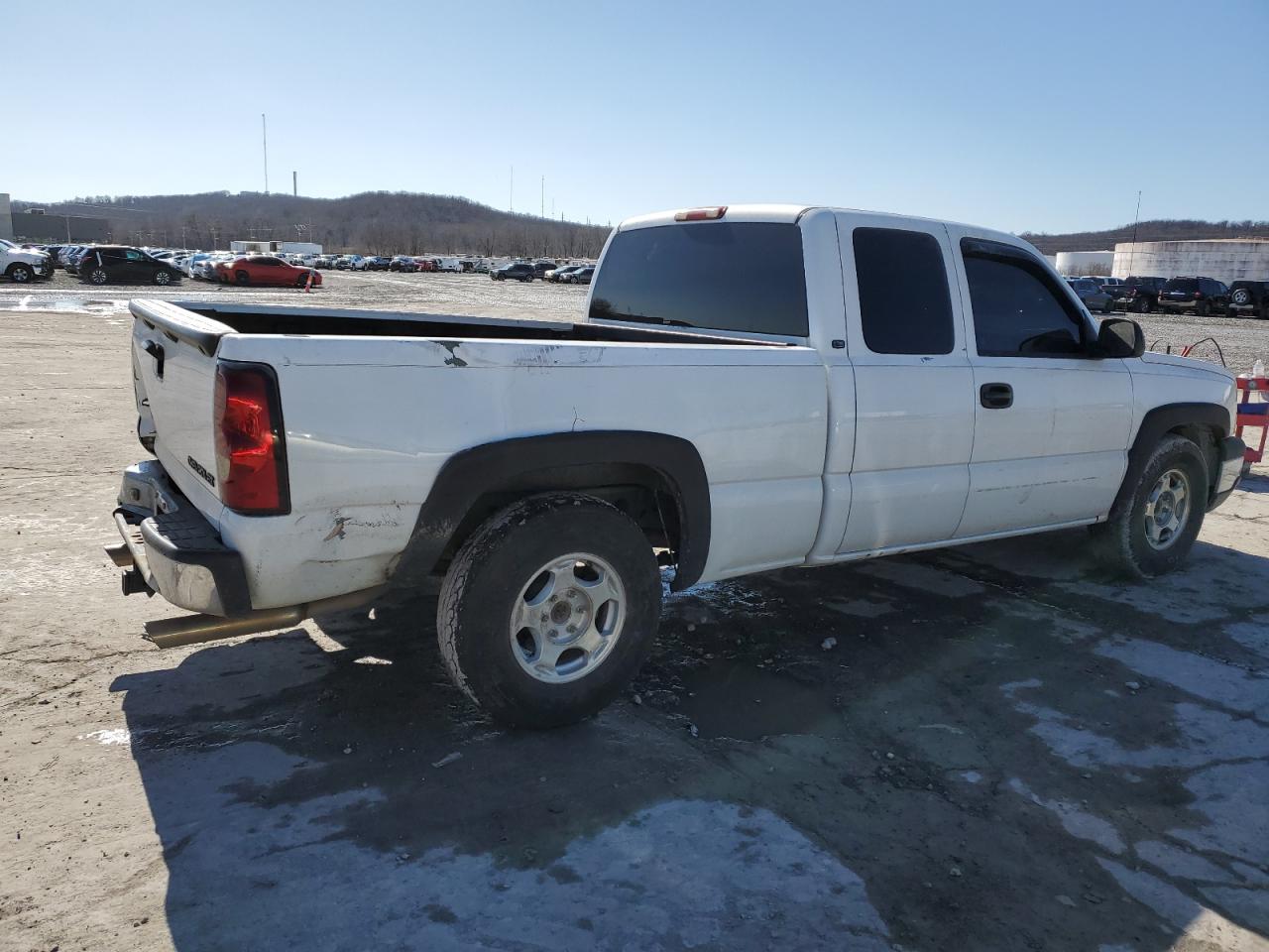 2004 Chevrolet Silverado - Image 3