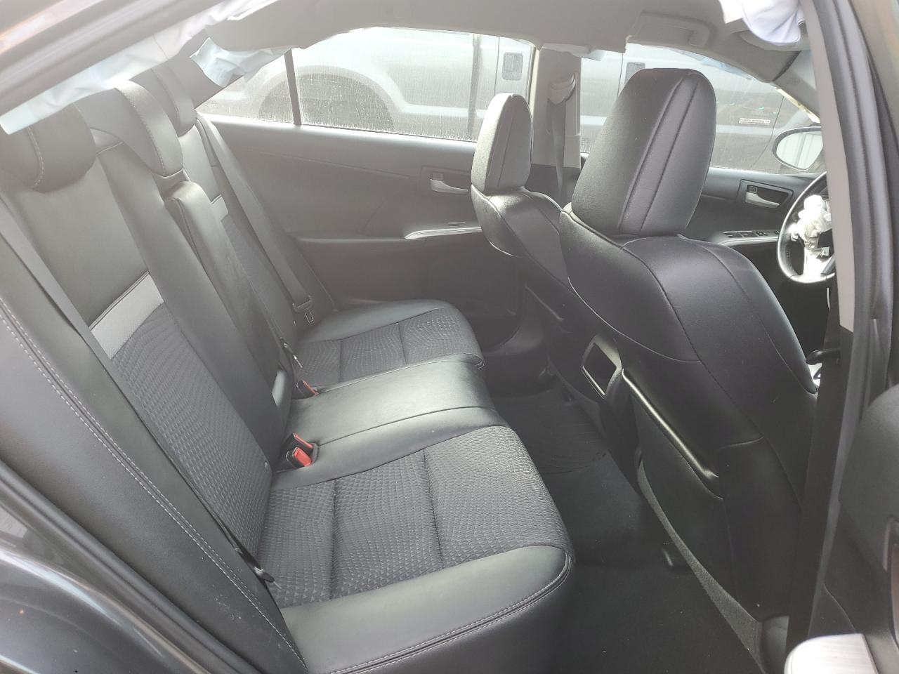 2012 Toyota Camry - Image 10